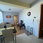 Private 2-bedroom With Pool And Free Parking In Marina Club 아파트호텔 4*