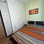 Aparthotel Private 2-bedroom With Pool And Free Parking In Marina Club Pomorie