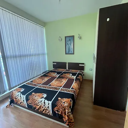 Private 2-bedroom 