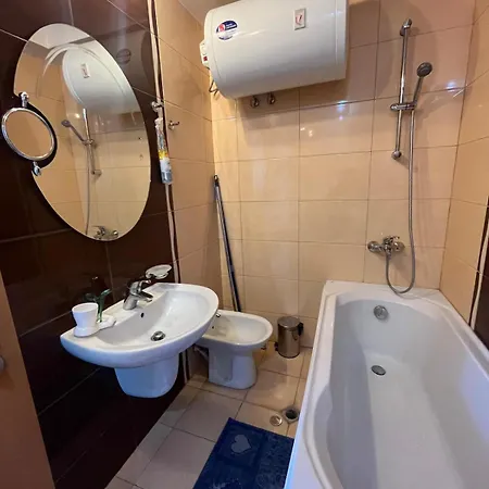 Private 2-bedroom 